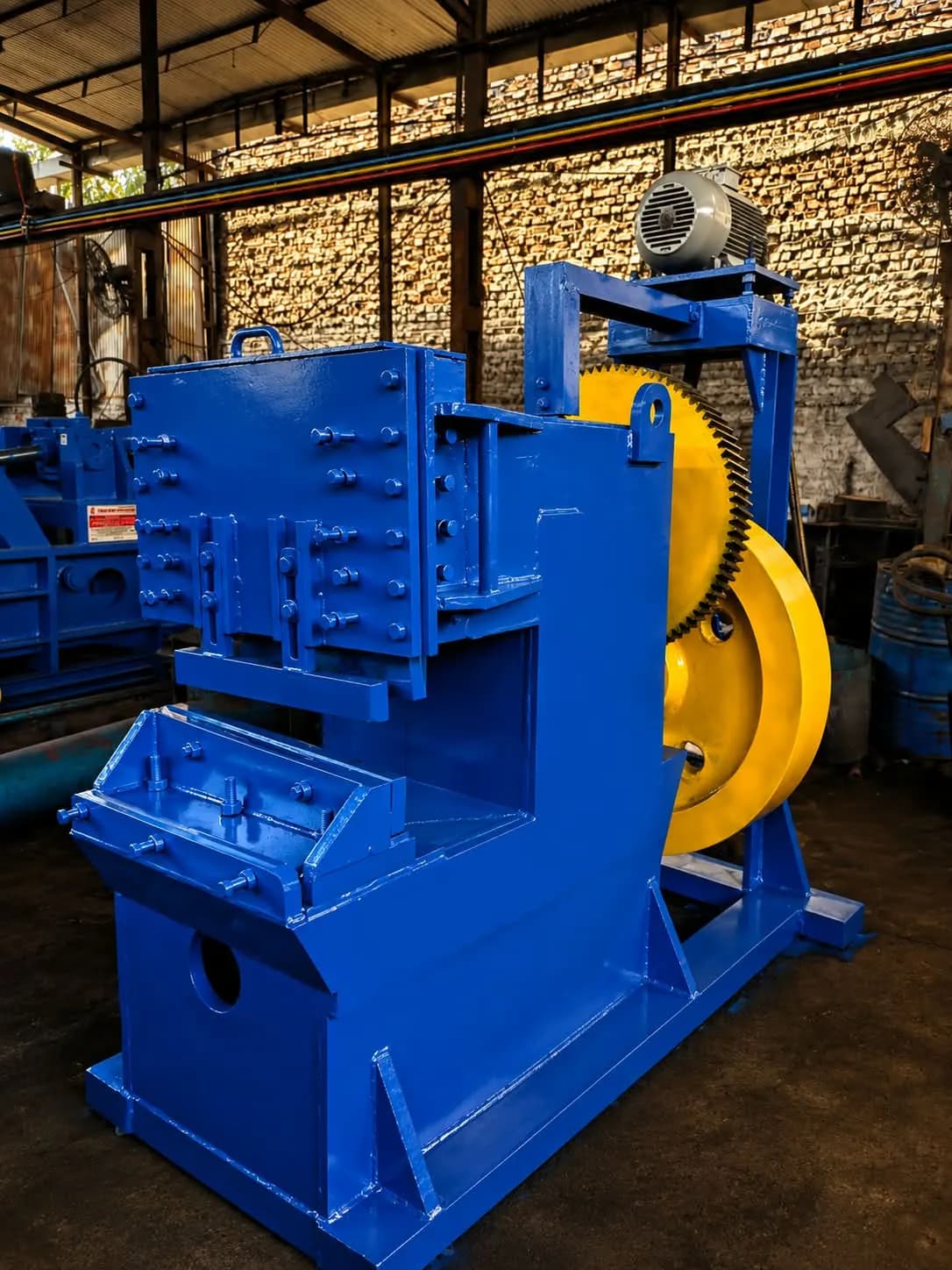 Hydraulic Alligator Scrap Shear Machine - Working Photo